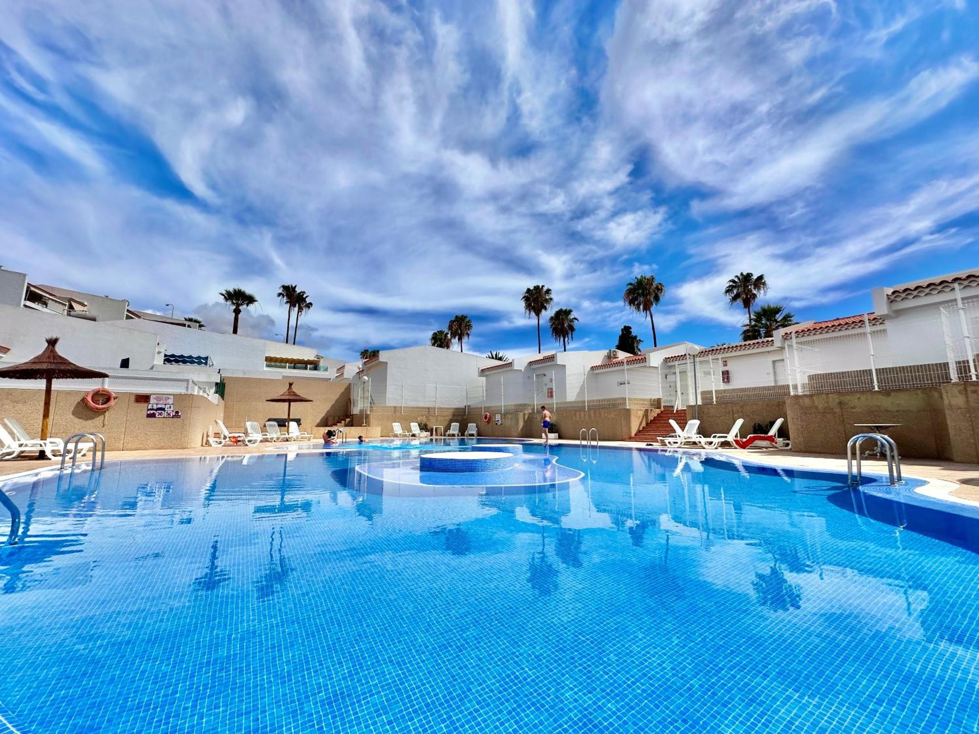 Luxury Renevapartment Island Village أذيخي المظهر الخارجي الصورة