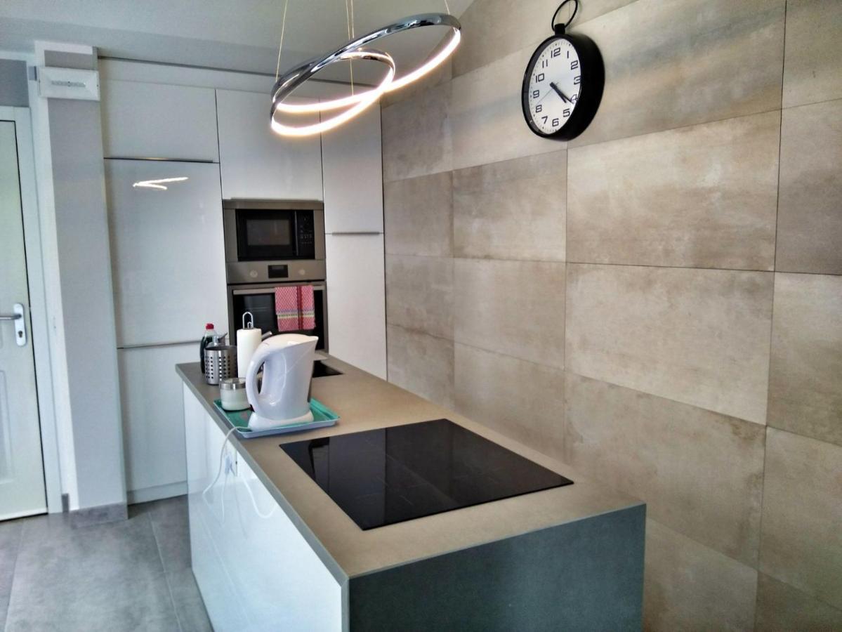 Luxury Renevapartment Island Village أذيخي المظهر الخارجي الصورة